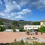 아파트 Les Bastides - O5 018 By Interhome Saint-Raphaël