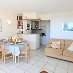 Lejlighed Les Bastides - O5 018 By Interhome Saint-Raphaël
