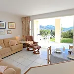 Lejlighed Les Bastides - O5 018 By Interhome Saint-Raphaël
