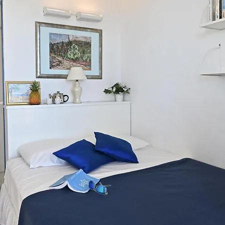 Les Bastides - O5 018 By Interhome * Saint-Raphaël