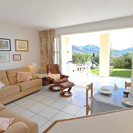 דירה Les Bastides - O5 018 By Interhome Saint-Raphaël