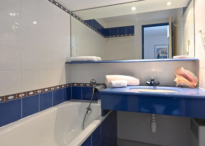 아파트 Les Bastides - O5 018 By Interhome